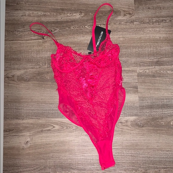 Pretty Little Thing Bodysuit - Picture 1 of 1